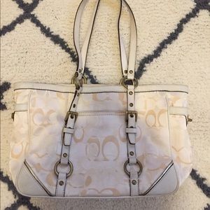 Coach Optic Signature White Beige Purse
